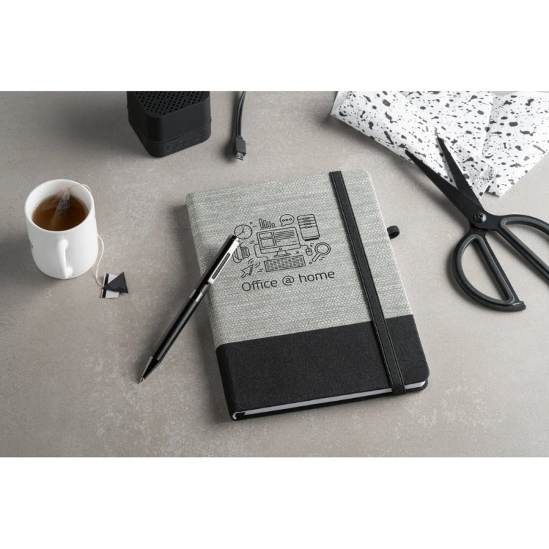caderno a5 ecológico com capa em palha e algodão
