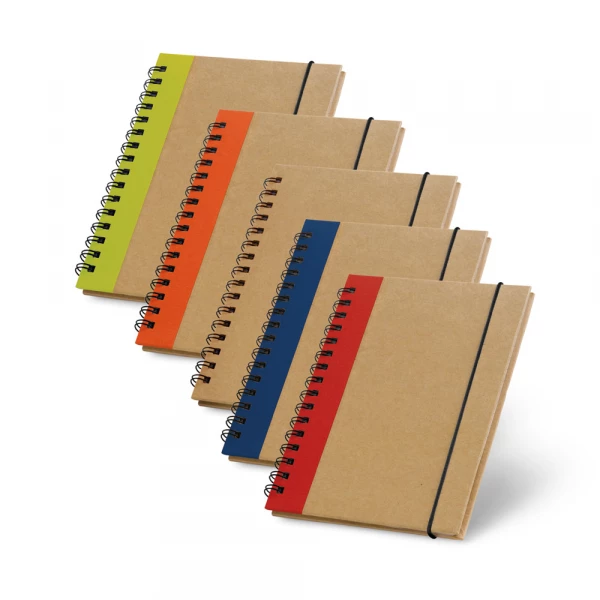 caderno a6 em cartão com folhas recicladas