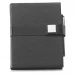 caderno a5 com capa dura em couro e detalhe metálico branve®